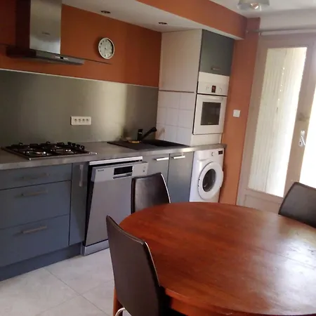 Apartamento Logis Avec Vue Sur L'hérault Pour 4 Personnes à Aniane