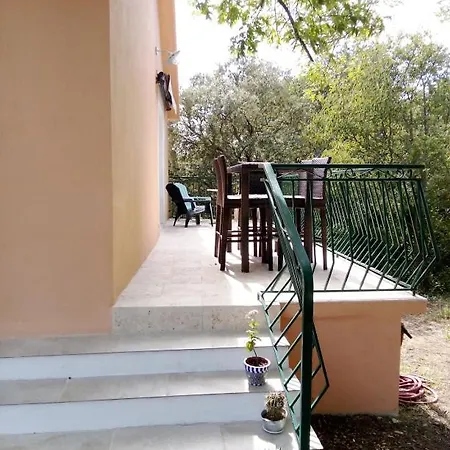 Apartmán Logis Avec Vue Sur L'herault Pour 4 Personnes A *